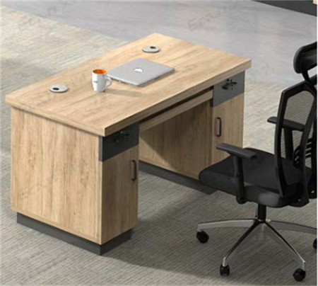 SW-P007办公桌